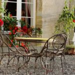 Do not know how to plant and care for the garden? Here we will tell you how to do that