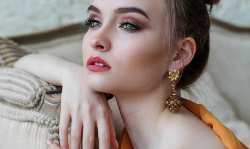 Why Fashion Jewelry Becomes Trendy?