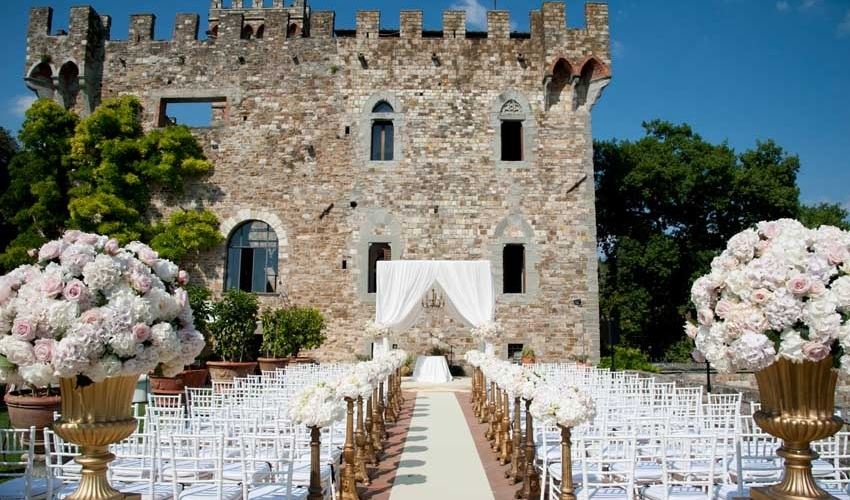 5 Celebrity Hot Spots For Italy Destination Weddings